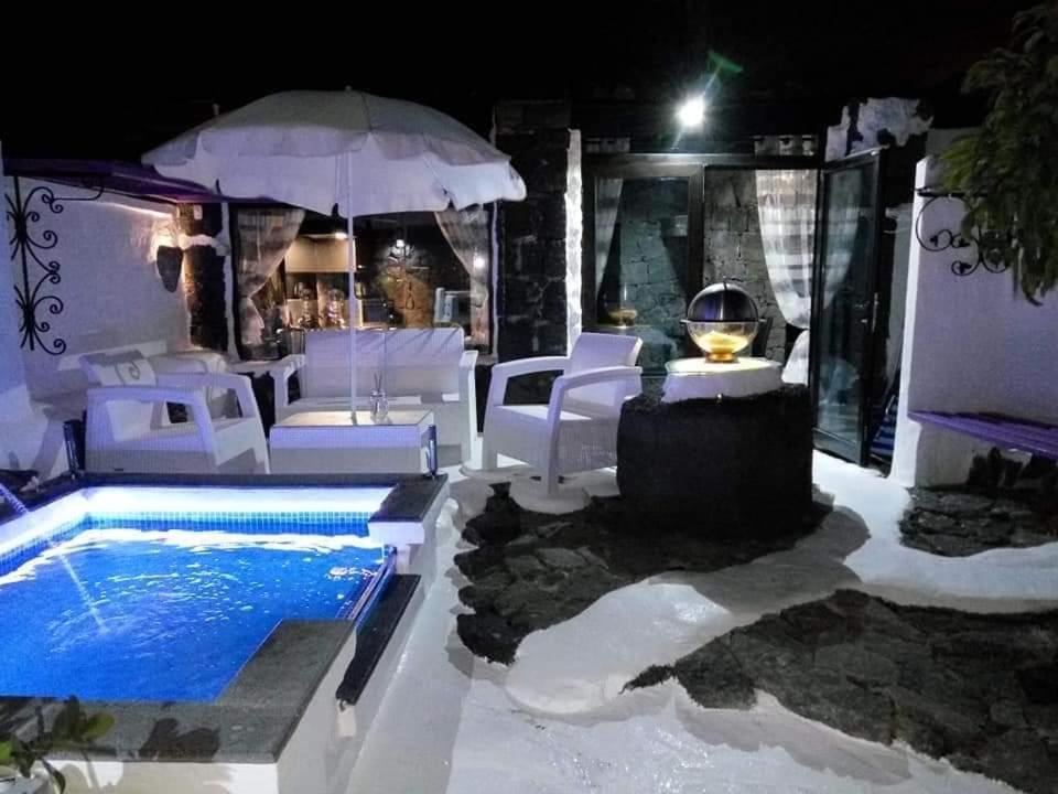 Aloelux Villa ! - Private Villa With Jacuzzi, Cinema ,Massage ,Wonderful View, Art Desing Villa Conil Esterno foto