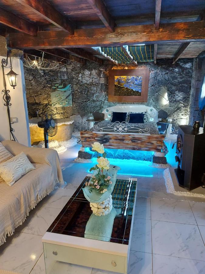 Aloelux Villa ! - Private Villa With Jacuzzi, Cinema ,Massage ,Wonderful View, Art Desing Villa Conil Esterno foto